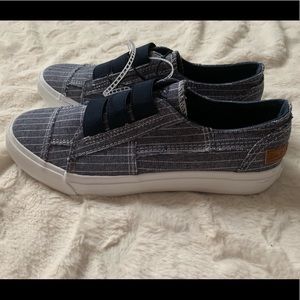 Blowfish Slip on sneakers